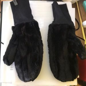 North face gloves